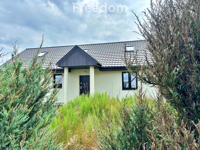 Nowy, parterowy dom + poddasze-na działce 1000 m2