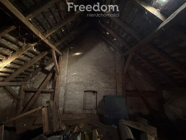 18 arów z zabudowaniami i mediami