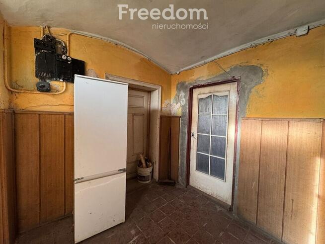 18 arów z zabudowaniami i mediami