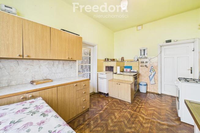 Dom w znakomitej lokalizacji