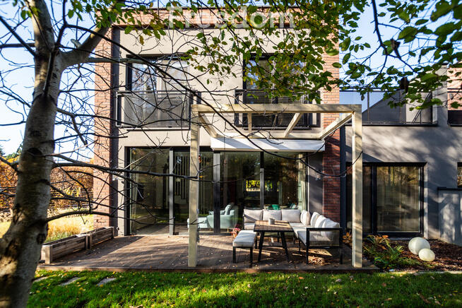 nowoczesny dom w okolicach Kampinosu