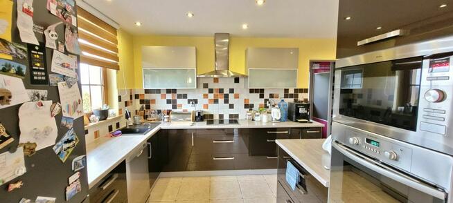 Dom wolnostojący w Bukowcu na pięknej dużej działce