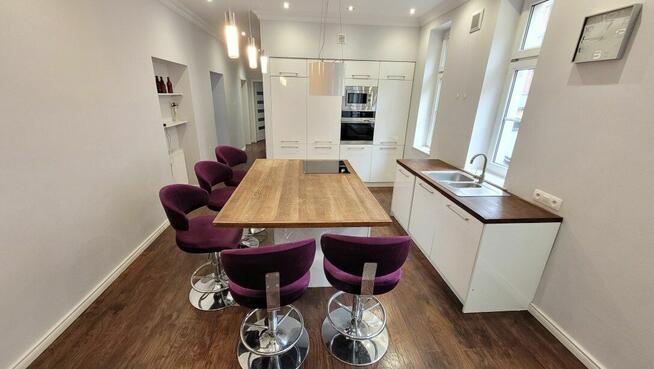 Przestronne 4-pokojowe obok deptaka jeleniogórskiego