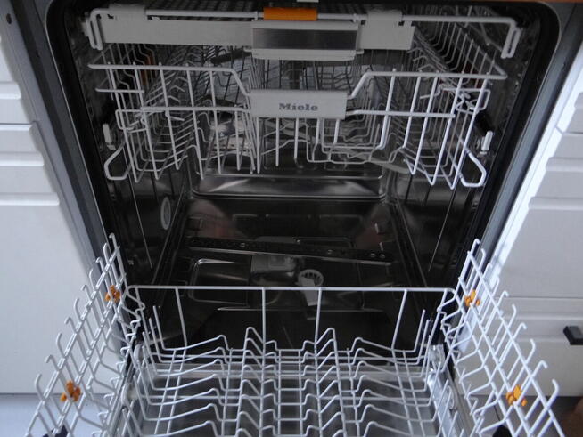 Zmywarka Miele G-6730 sprawna po serwisie w Niemczech