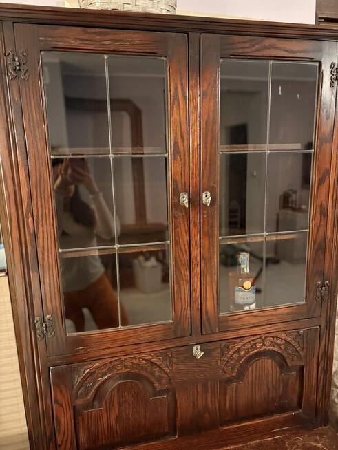 Dębowy kredens w stylu wiktoriańskim, lata 60/70