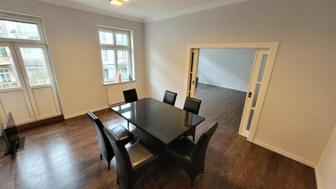 Przestronne 4-pokojowe obok deptaka jeleniogórskiego