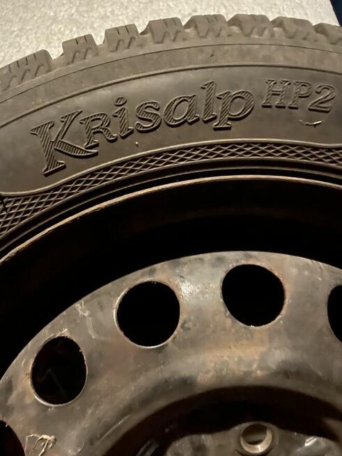 Felgi z zimowymi oponami