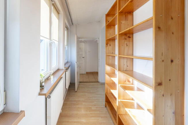 Przytulne mieszkanie typu M-4 blisko Rynku Skoczowa.