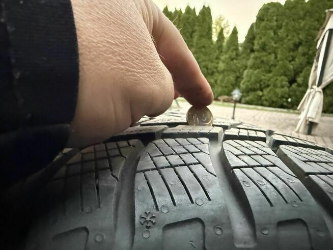 Opony zimowe Pirelli Scorpions Winter 285/45 R19