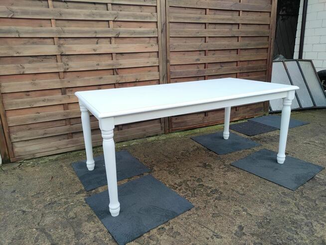 Drewniany stół biały styl prowansalski do jadalni rustykalny