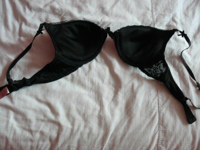 Biustonosz Hunkenmoller 80B,czarny