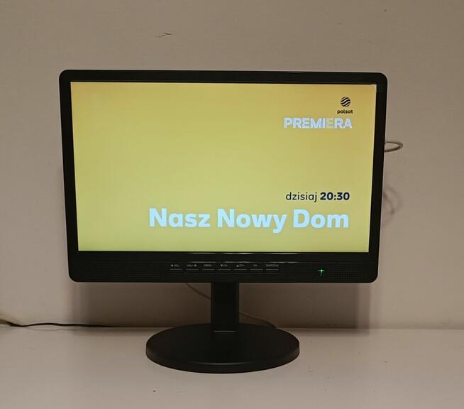 18 Cali Telewizor Bezprzewodowy CAMPING LED DVB-T2 Hevc + An