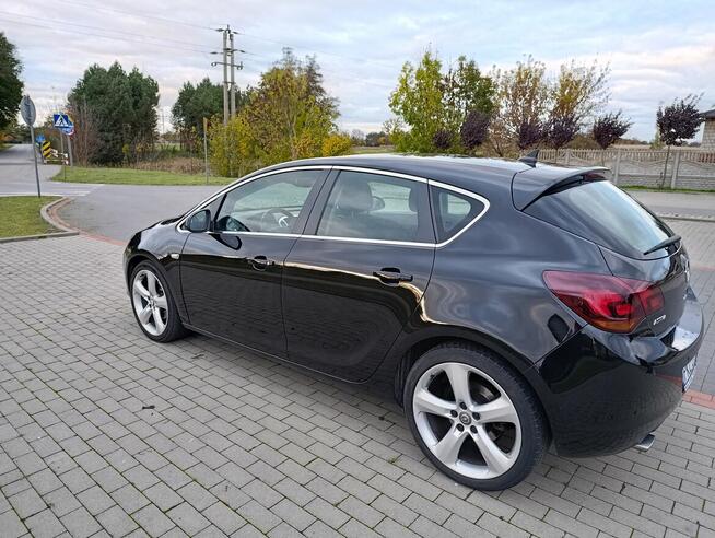 Sprzedam Opla Astrę J 1.6 turbo 180KM!