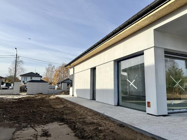 Dom parterowy pod Nadarzynem z szybkim dojazdem