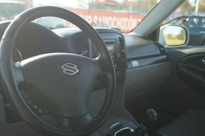 Suzuki Grand Vitara salon pl 2,0 128 km lpg 4x4 skóra idealny secial edition 61/100 szt.