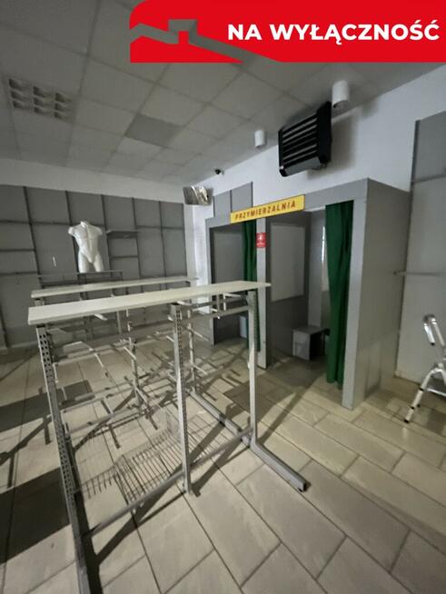 Lokal handlowy 180 m kw. w centrum Dęblina.