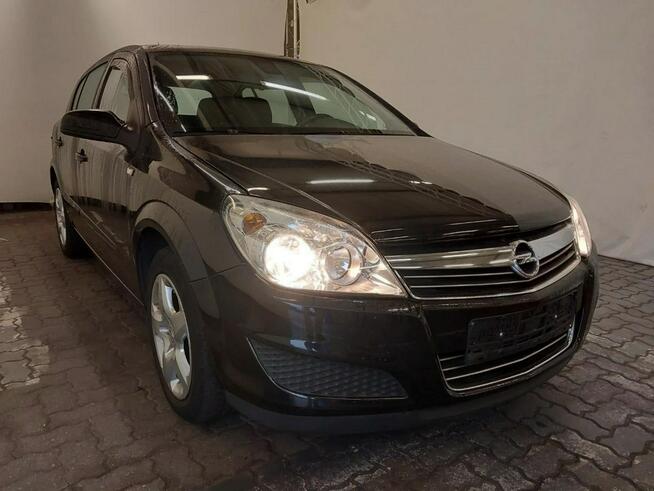 Astra 1.4 benzyna 90km KLIMATYZACJA serwis BEZWYPADEK 2009