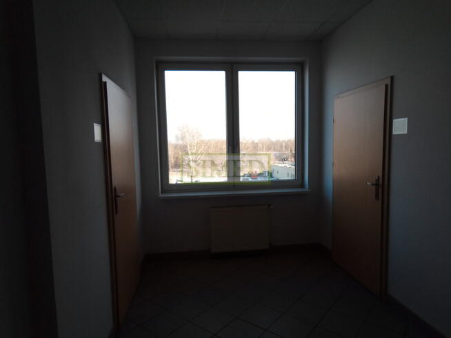 Małe biuro, sala konferencyjna,parking,24h,ochrona