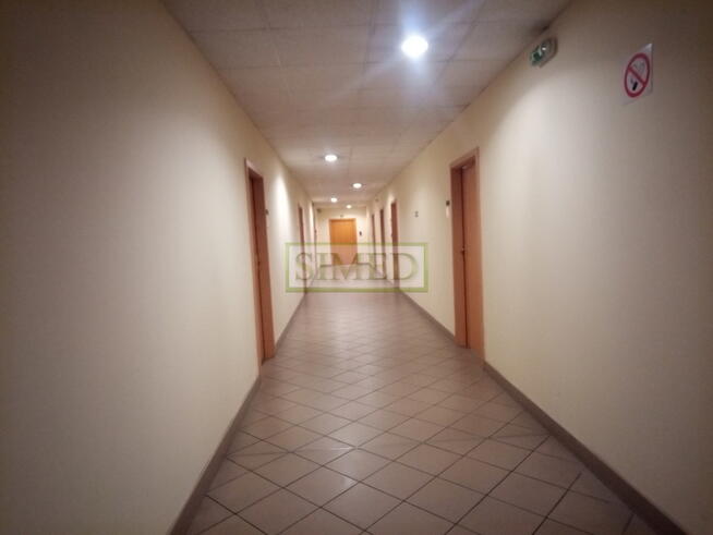 Małe biuro, sala konferencyjna,parking,24h,ochrona