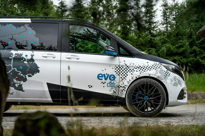 MERCEDES BENZ V KLASA WHITE BIZNES 2016r 4x4 190KM AUTOMAT