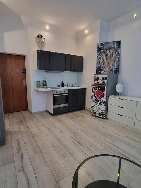 Kawalerka na Starym Mokotowie. Blisko metra i parku.