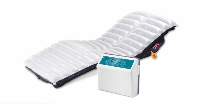 Materac przeciwodleżynowy rurowy z kompresorem