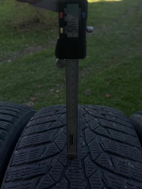 Opony Nokian Snowproof 225/50 R18 99 V