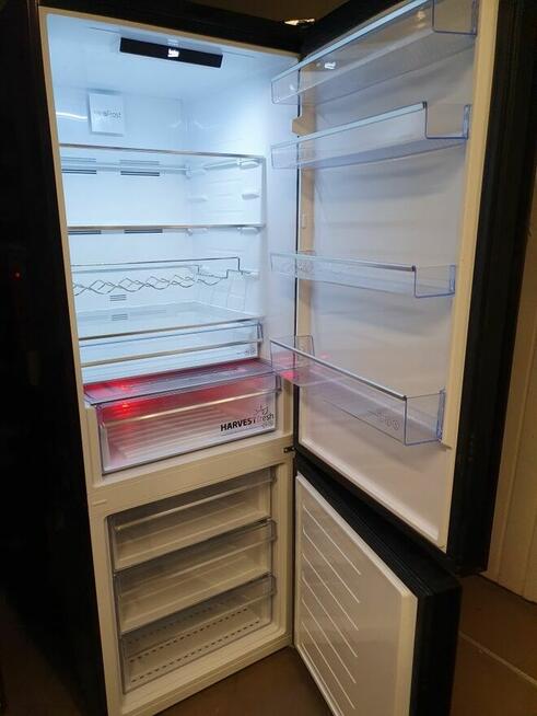 Outlet lodówek i zamrażarek, gwarancja. Serwis pogwarancyjny