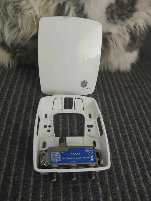 Splitter Rozgałęźnik antenowy Rozdzielacz do telewizji