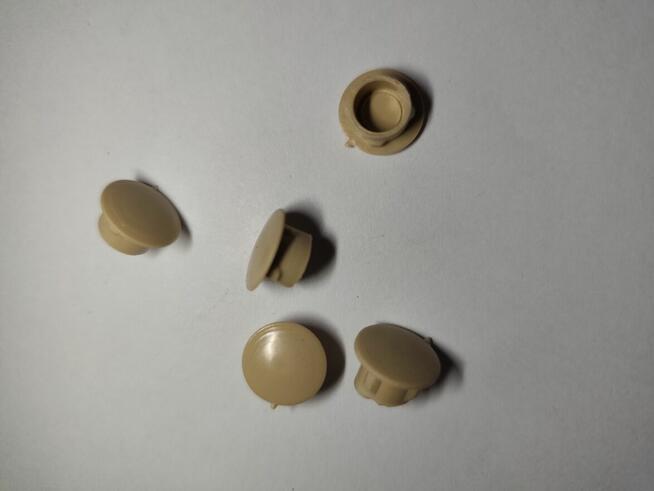 Producent akcesoriów meblowych-wtryskownia