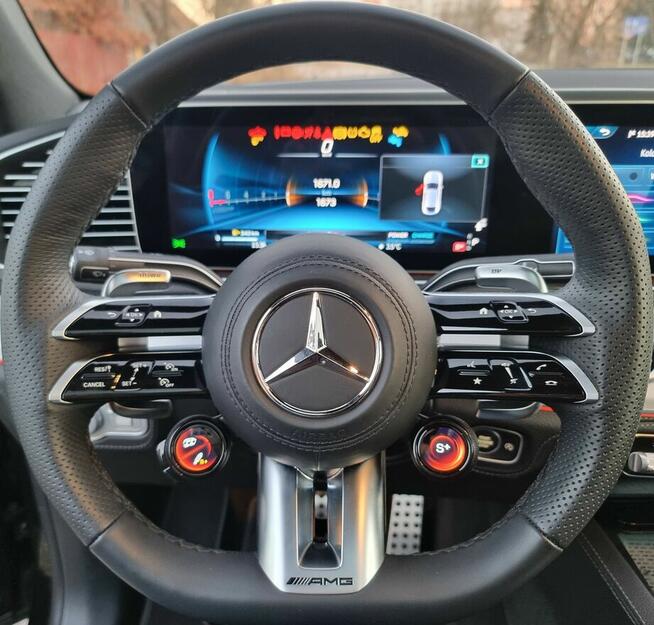 Mercedes-AMG 53 4MATIC+ Coupé, AMG Night