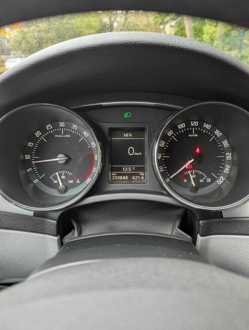 Sprzedam Skoda superb 2010 diesel kombi 2.0 170KM