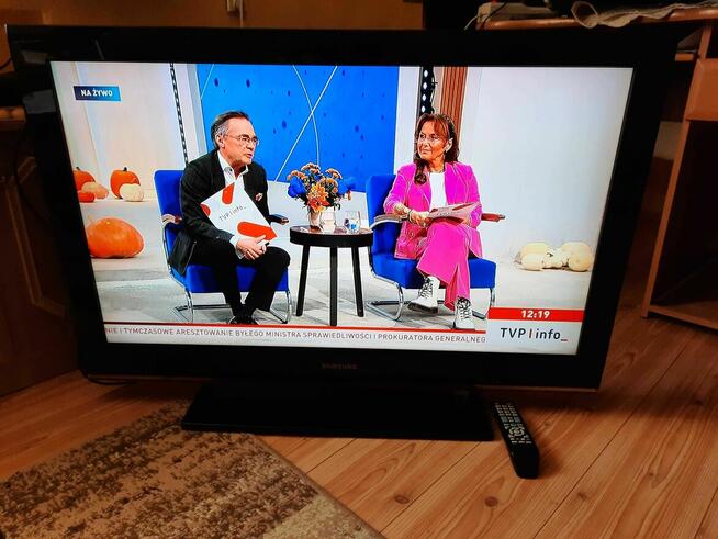 Telew. Samsung LE40B530P7W,FULL HD, 1920x1080 pikseli.
