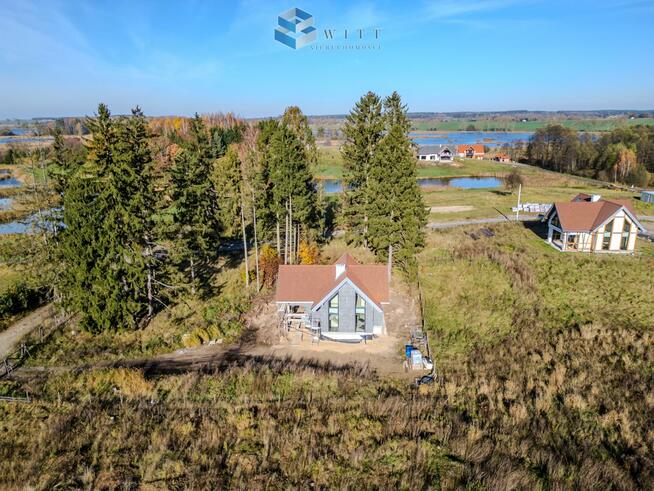 Dom Unieszewo gm. Gietrzwałd, Nad Rozlewiskiem