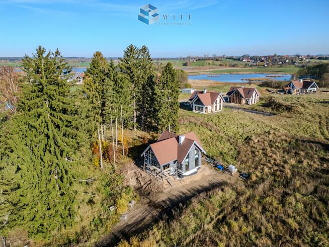 Dom Unieszewo gm. Gietrzwałd, Nad Rozlewiskiem