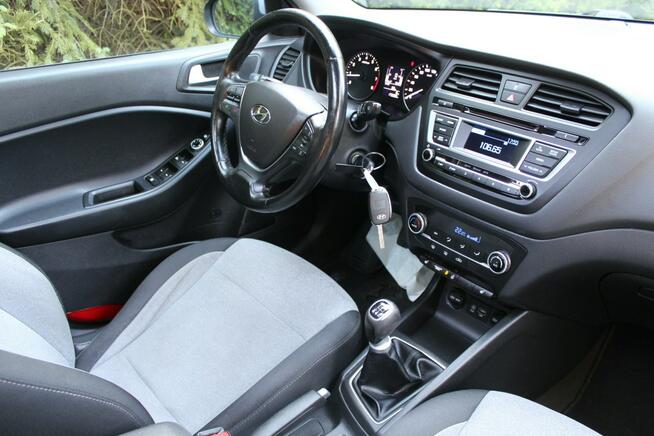 Hyundai i20 1.3 Benzyna Szyberdach Ledy Panorama Klimatronik PDC