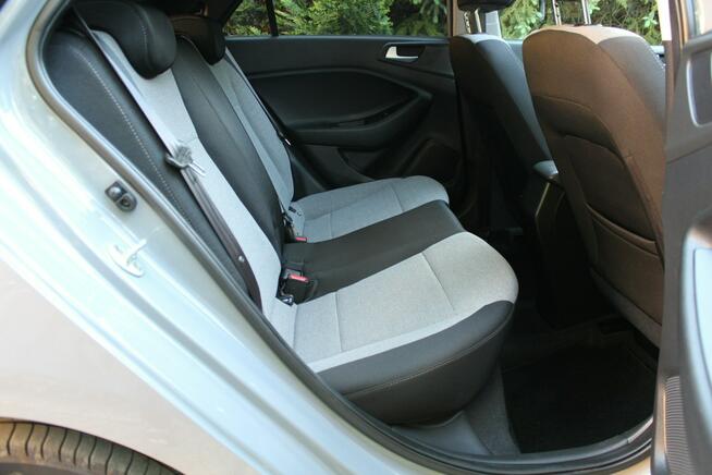 Hyundai i20 1.3 Benzyna Szyberdach Ledy Panorama Klimatronik PDC
