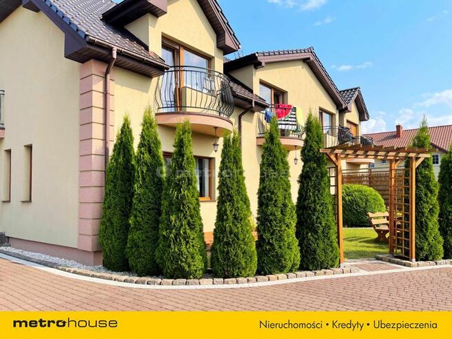 Nowy dom pod Kołobrzegiem z pokojami