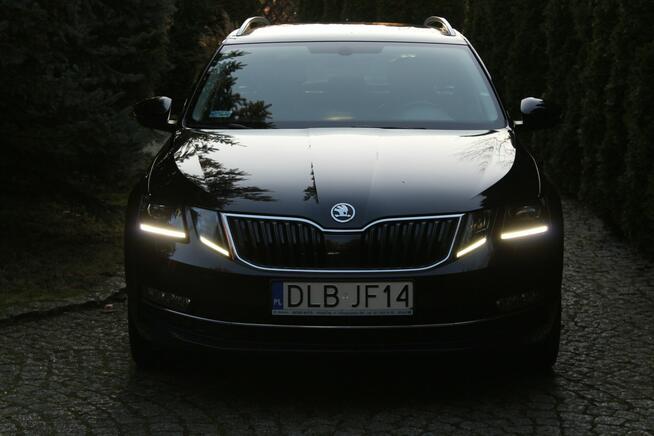 Škoda Octavia 1,8 Benzyna 180 KM Vin w ogłoszeniu Salon Polska Bezwypadkowa