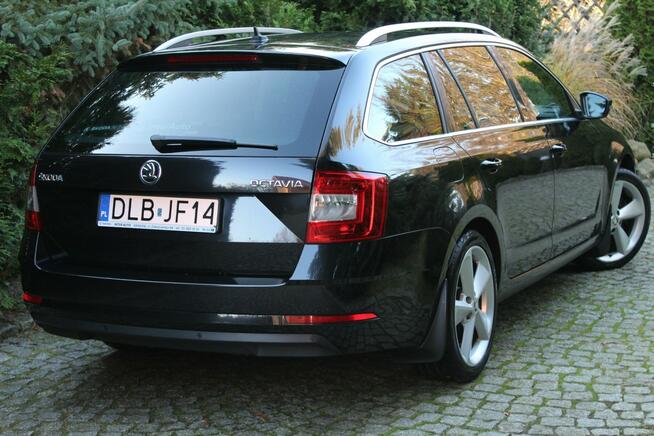 Škoda Octavia 1,8 Benzyna 180 KM Vin w ogłoszeniu Salon Polska Bezwypadkowa