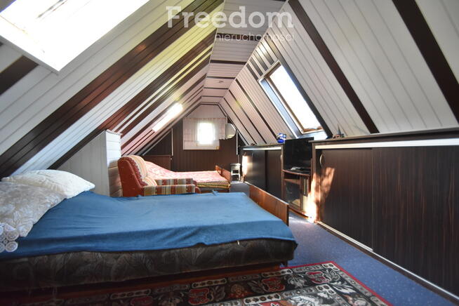 Sprzedam Siedlisko wśród zieleni lasów.