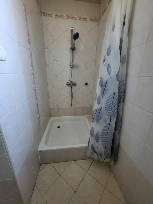 Mieszkanie dwu pokojowe z aneksem kuchennym 42m - blisko cen