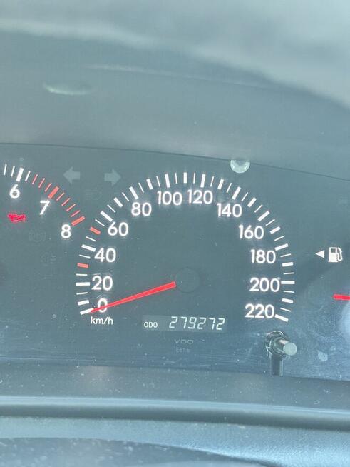 Toyota Corolla 2002 1.4 sedan