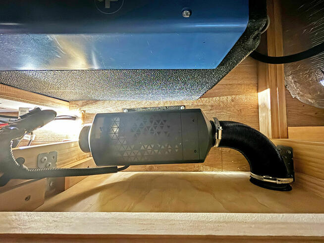 Montaż WEBASTO ogrzewanie postojowe auto garaż WARSZAWA