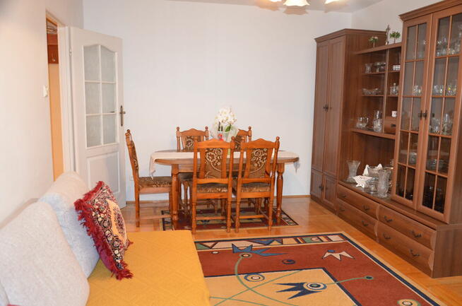 2 pokoje, oddzielna kuchnia , parter, w nowym budownictwie