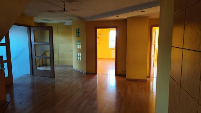 Ciekawy dom parterowy z poddaszem - NAREW