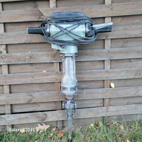 MŁOT WYBURZENIOWY HITACHI H90SC tylko za 3950 zł