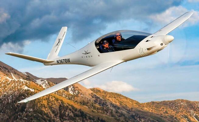 RISEN 912iS NOWY SAMOLOT – ZAMÓWIENIE Z FABRYKI