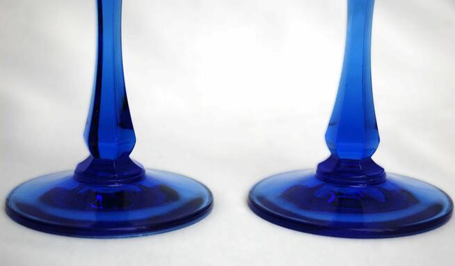 Dwa kryształowe świeczniki kielichy błękitne niebieskie