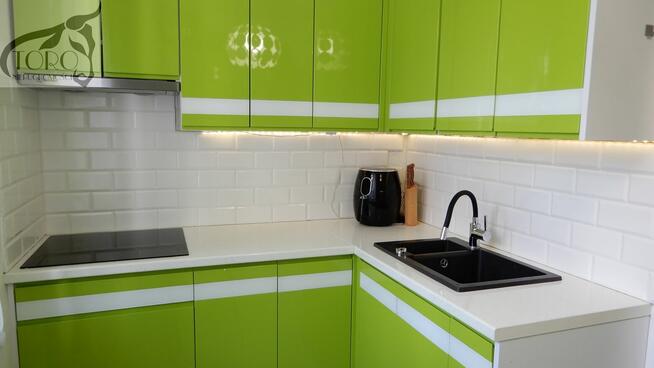 PRZESTRONNE 2-POKOJOWE MIESZKANIE CZĘSTOCHOWA GNASZYN